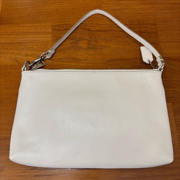 Coach Outlet Leather Pop Pouch Wristlet Wallet White/Silver Removable Zip Pouch - Picture 7 of 12